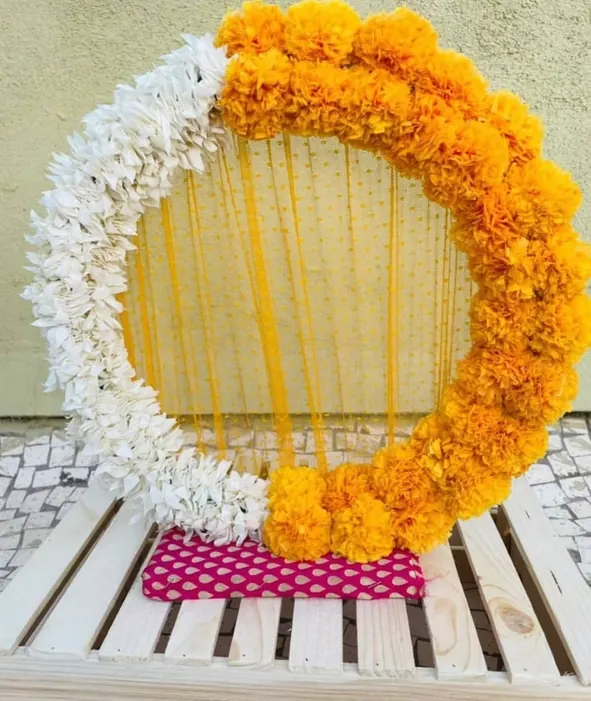 yellow and white Background stand