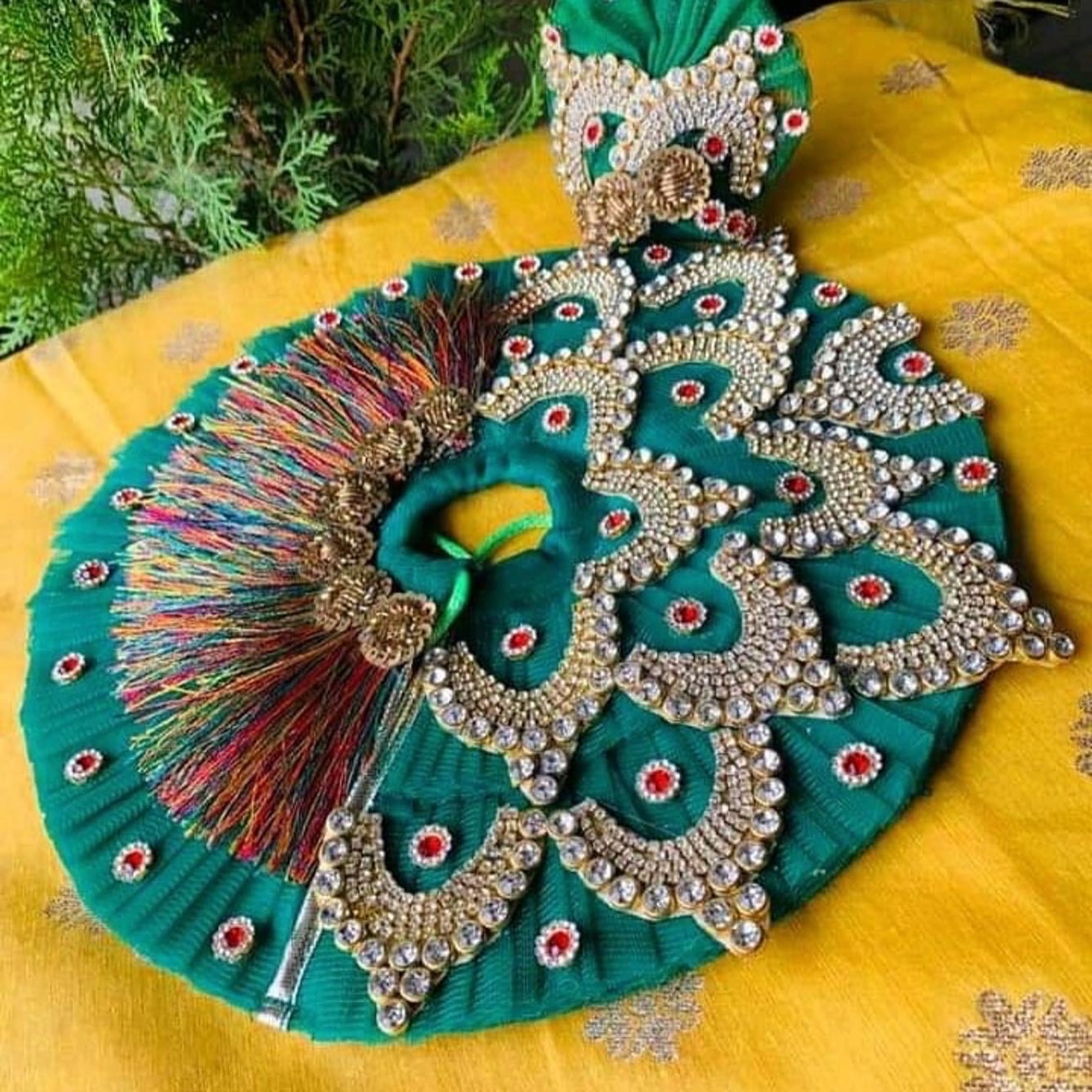 Beautiful dress with padgi