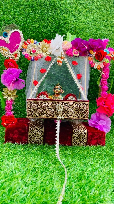 Janmashtami special jhula covered palki