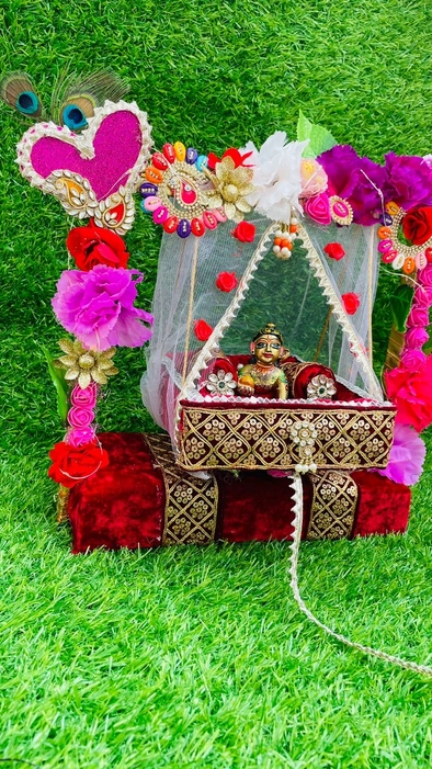 Janmashtami special jhula covered palki