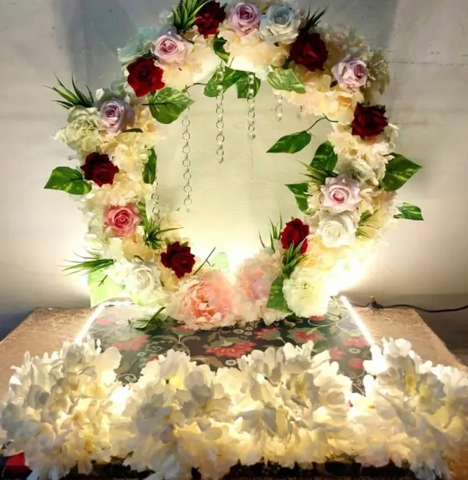 Beautiful backside background decoration stand