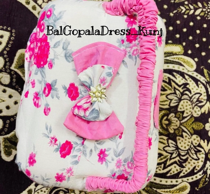 Pink cover carry basket for Travelling