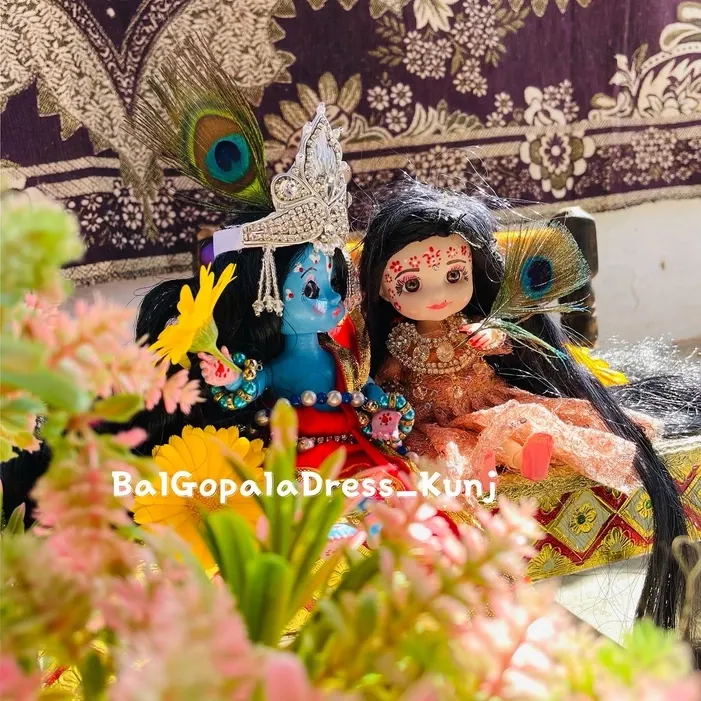 Radhe Krishna doll set