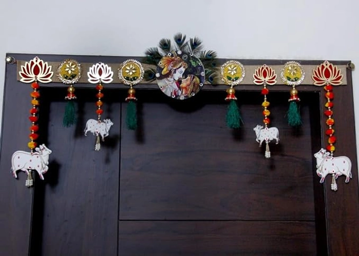 Radhey Krishna Lotus Handmade Banderwar ,Door Toran 