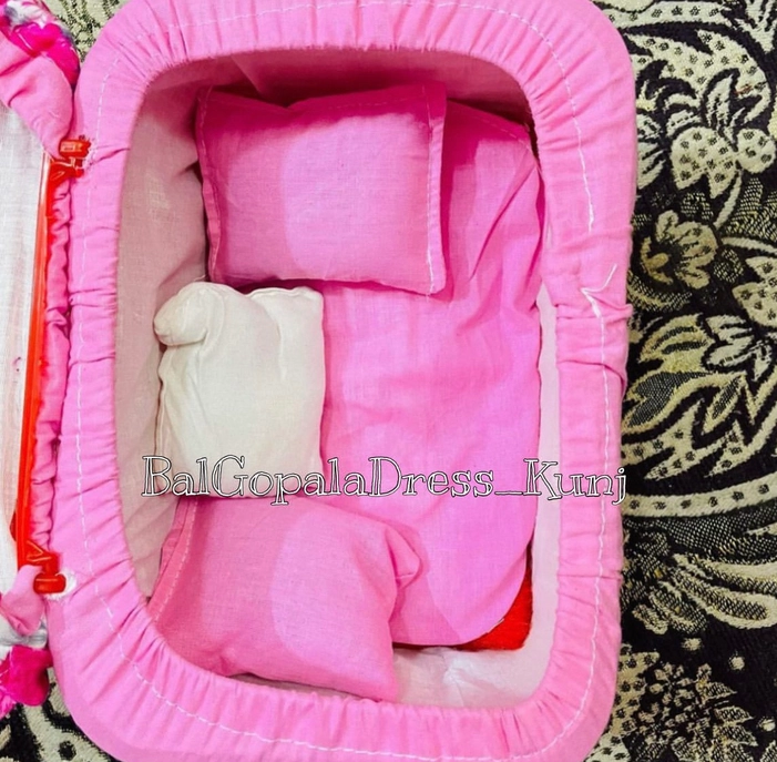Pink cover carry basket for Travelling
